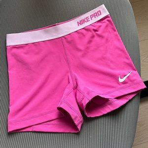Nike Women’s Pro Dri-fit 3” Shorts (used) size medium